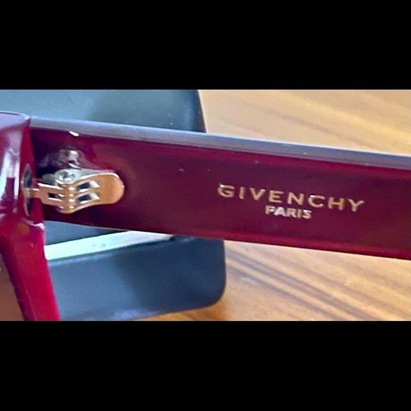 Timeless Givenchy  sunglasses - Picture 14 of 16